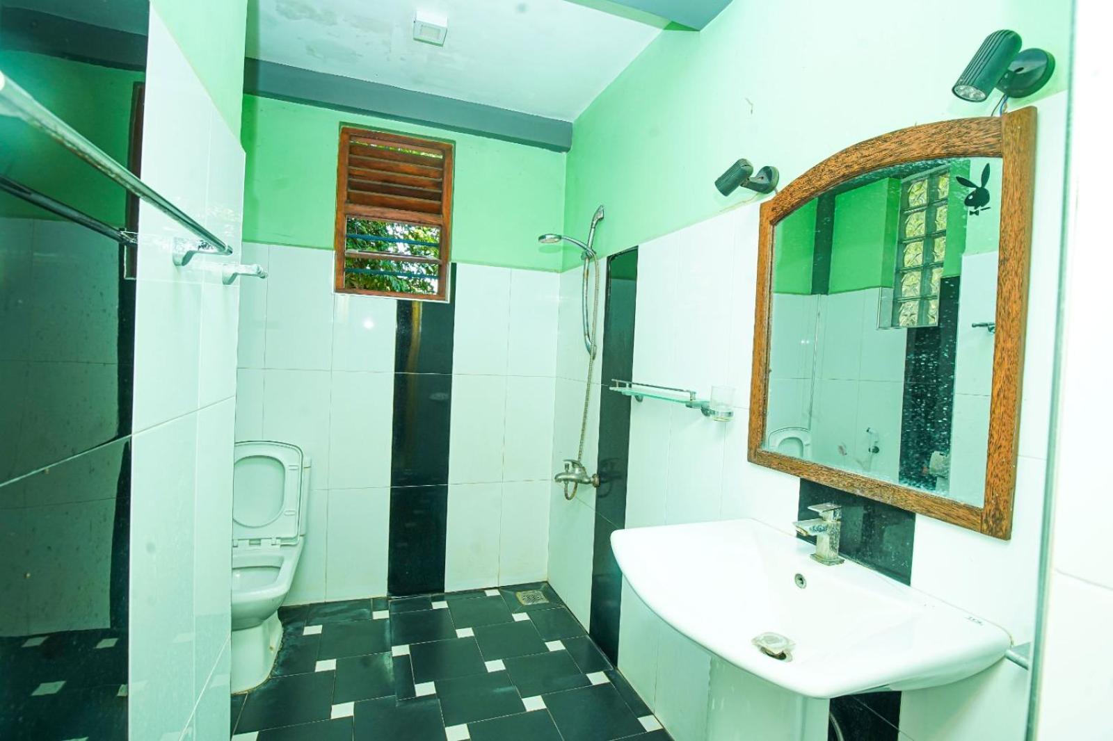 Leopard City Hostel Yala Tissamaharama Eksteriør bilde